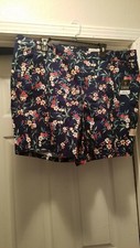NWT Wmn St. John's Bay Plus shorts, Navy Floral, sz. 20W