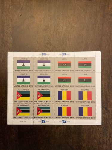 UN 2018 Flags 1186a 2 panes. Catalog $78.00. Lot B 4 - Picture 3 of 3