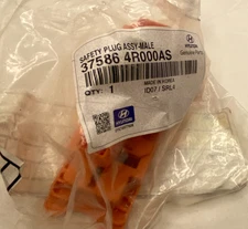 Genuine Hyundai Sonata Safety Plug Assembly Male 37586-4R000-AS  "FREE SHIPPING"