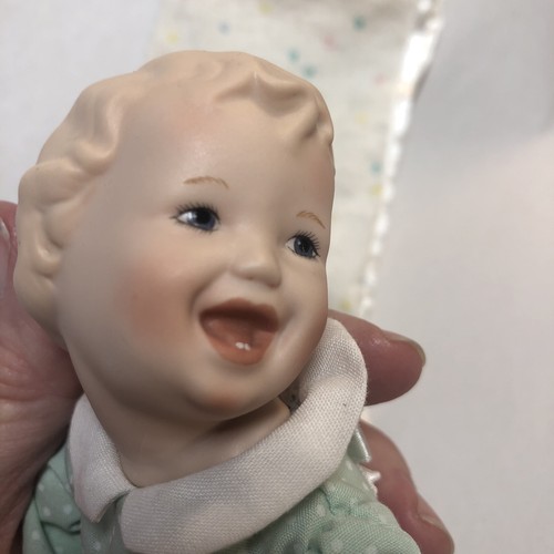 Yolanda's Picture Perfect Babies "JESSICA" Porcelain Doll Edwin M. Knowles 1988 - Picture 7 of 9