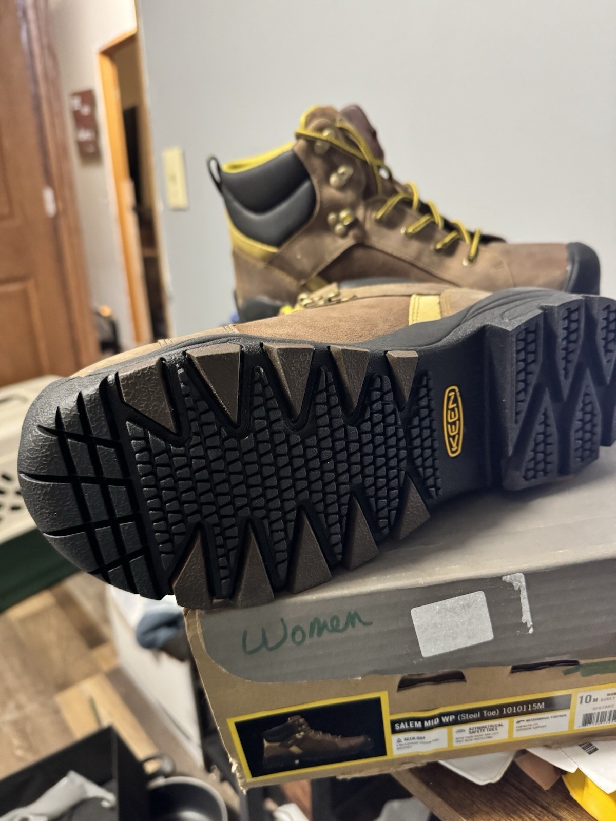 KEEN SAFTEY TOE DONNA NUOVO CON SCATOLA 10 M SALEM MID