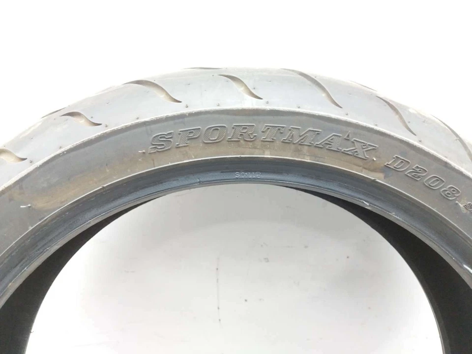 Tire Rear Dunlop Sportmax D208 140/70-17 - Image 4 of 4