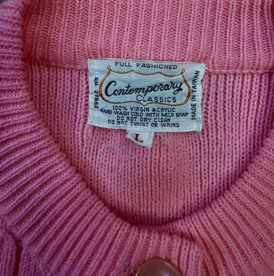 Cárdigan Suéter Grande Con Botones De Colección Años 60 Rosa Acrílico Tejido Abuela Foto 3 de 4