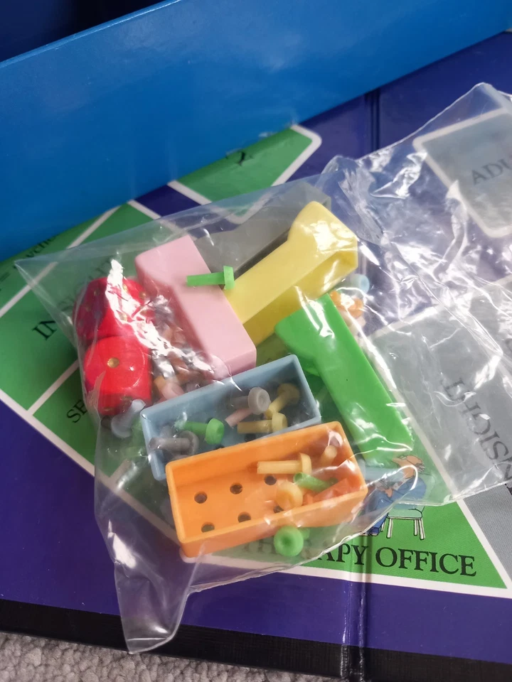 Therapy The Game MB Vintage Board Game 1988 100% Complete & Instructions - Image 4 of 4