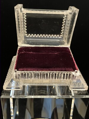 VINTAGE BURGUNDY VELVET CLEAR PLASTIC ART DECO WARNER  RING  PRESENTATION BOX