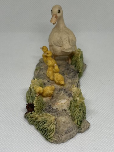 SCHMID Lowell Davis Border Fine Art 1984 Duck w/Ducklings Figurine Scotland F32 - Picture 2 of 8