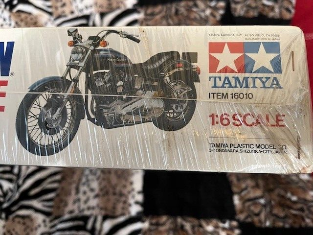 TAMIYA FXE1200 SUPER GLIDE 1/6スケール Harley Davidson Fxe1200 Super Glide / Tamiya USA