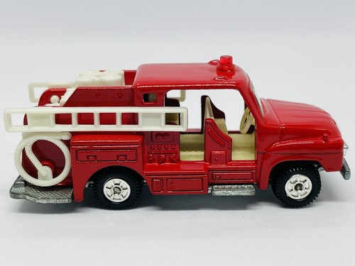 Tomica Tomy 68-1-4 2D wheels - Isuzu Pump Fire Engine - Red - Made In Japan - Picture 6 of 19
