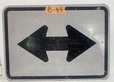 Authentic Traffic Road Street Highway Sign Double Arrow 21"X 15"   8-45