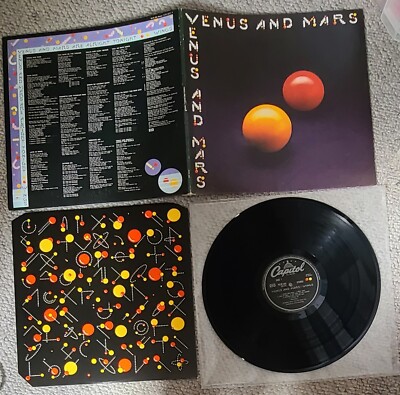 WINGS-VENUS & MARS-ORIGINAL UK ISSUE LP + POSTERS ON PARLOPHONE RECORDS-1975-VGC