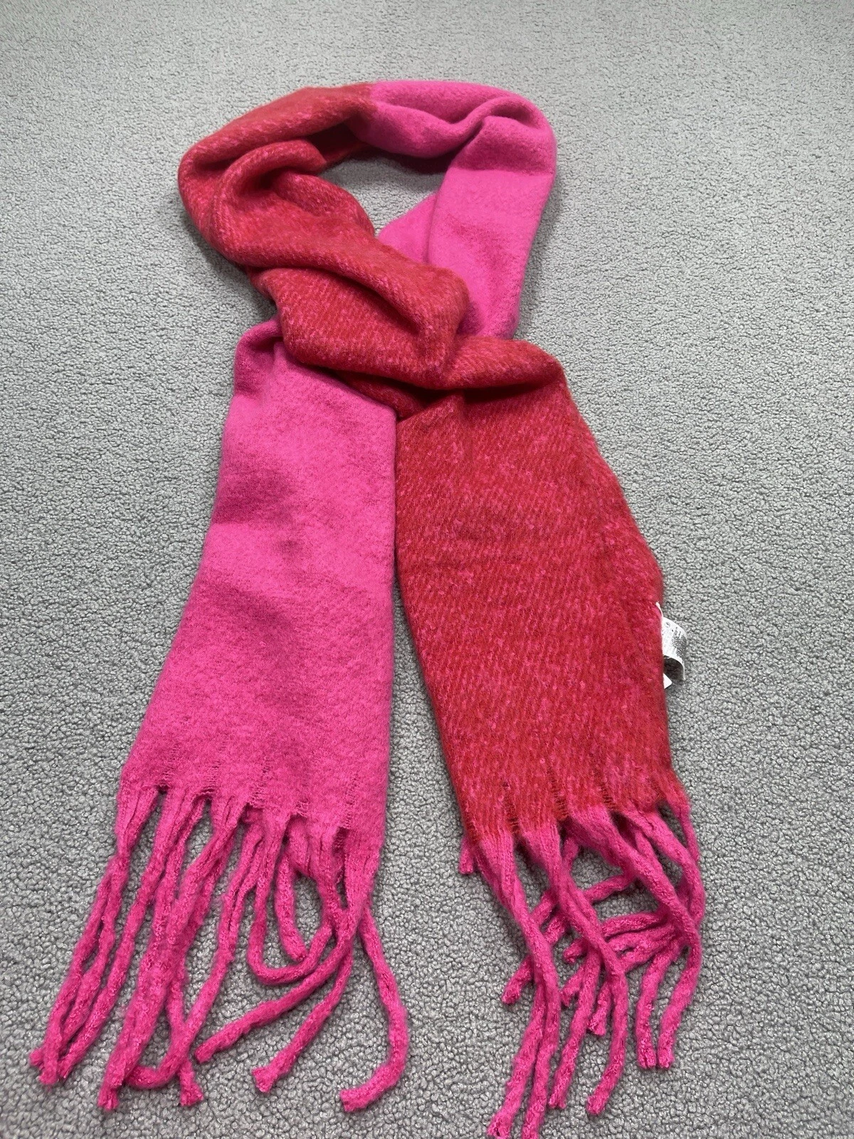 Anthropologie Women Scarf Pink Red Colorblock Cold Winter Fall Comfy NEW