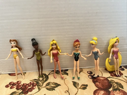 Lot of 6 Disney Princess Polly Pocket Dolls Aurora Belle Tiana Cinderella & More