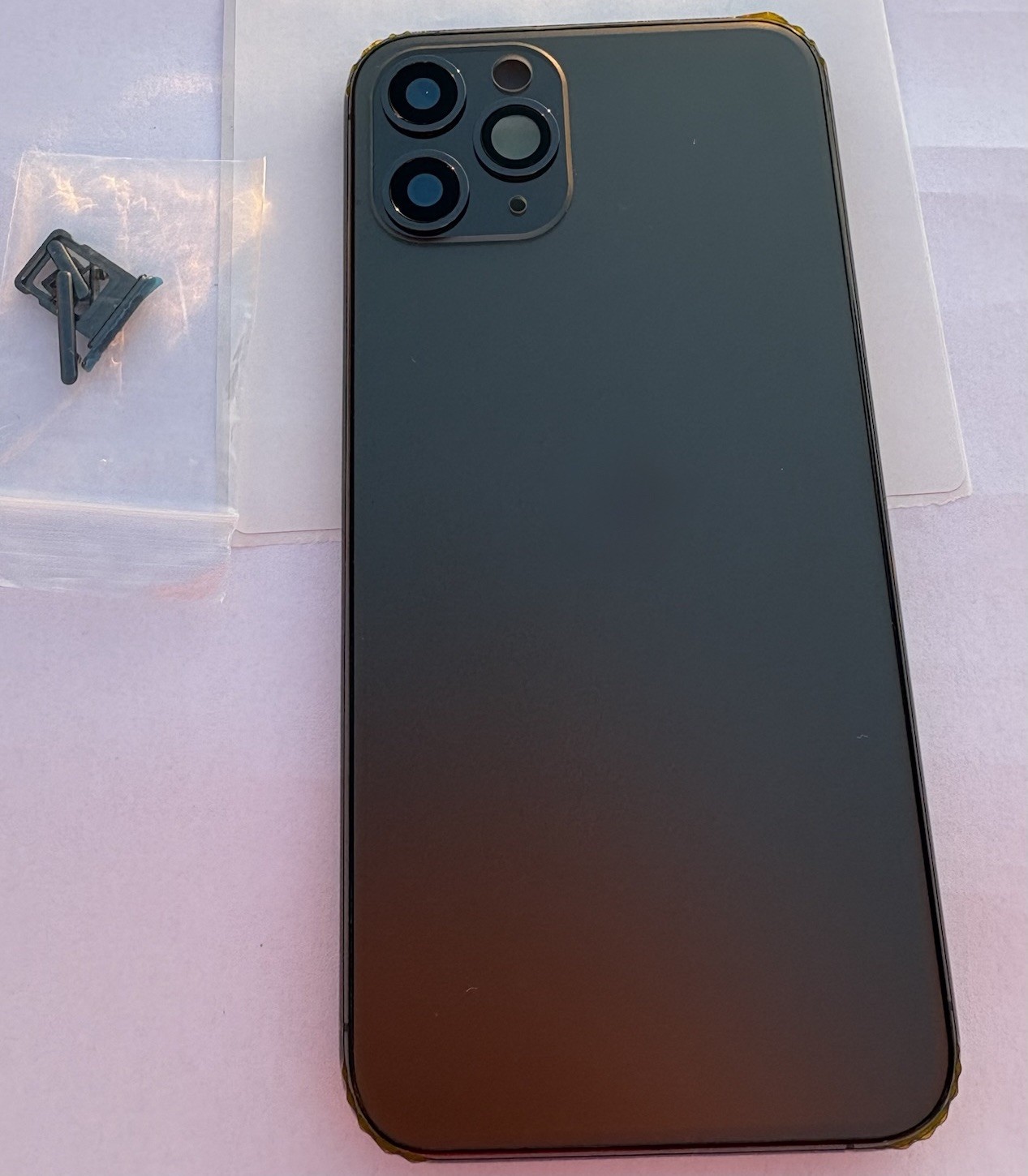 Châssis iPhone 11 Pro gris en acier inoxydable de qualité supérieure