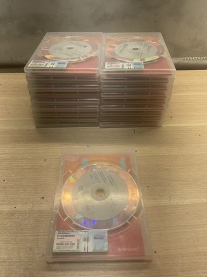 Microsoft Windows 7 Home Premium 64-Bit Software (GLC-00823)JUA2740