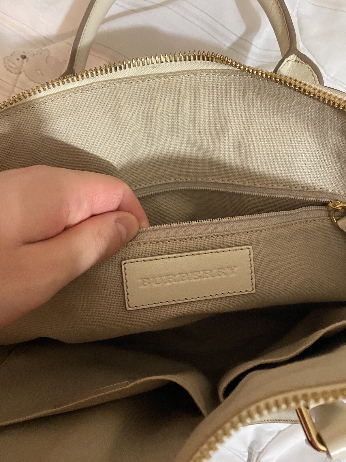 Burberry LL Sm Orchard M White Bag, VINTAGE image 8