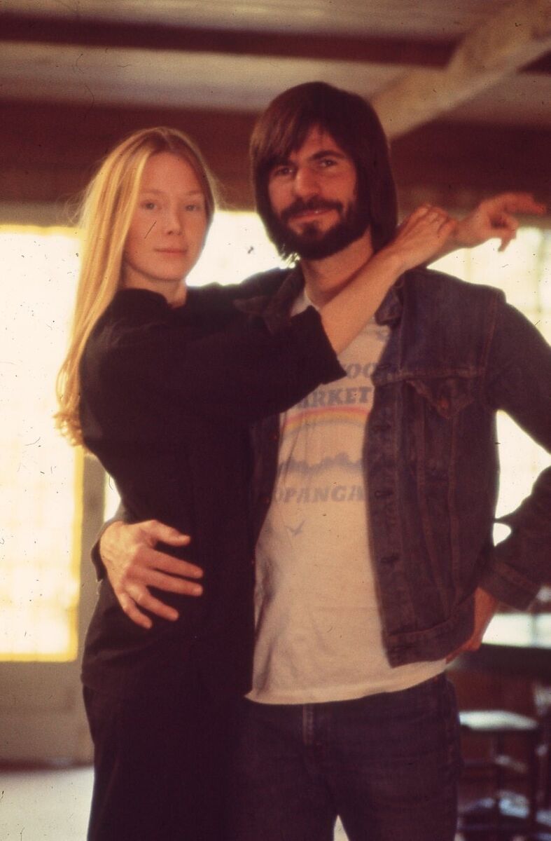 LV9-539 SISSY SPACEK HUSBAND JACK FISK @ 1976 HOME ORIGINAL LV9-539 SISSY SPACEK HUSBAND JACK FISK @ 1976 HOME ORIGINAL