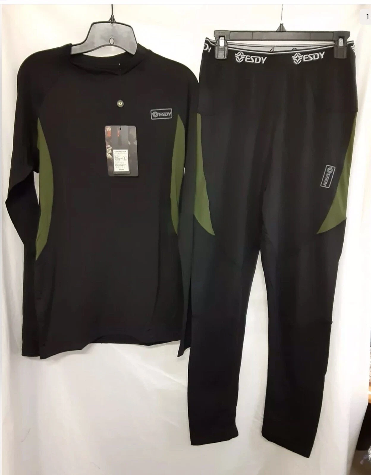 ESDY Thermal Underwear Set For Men Soft Fast Dry Top & Bottom Fleece Size L
Opens in a new window or