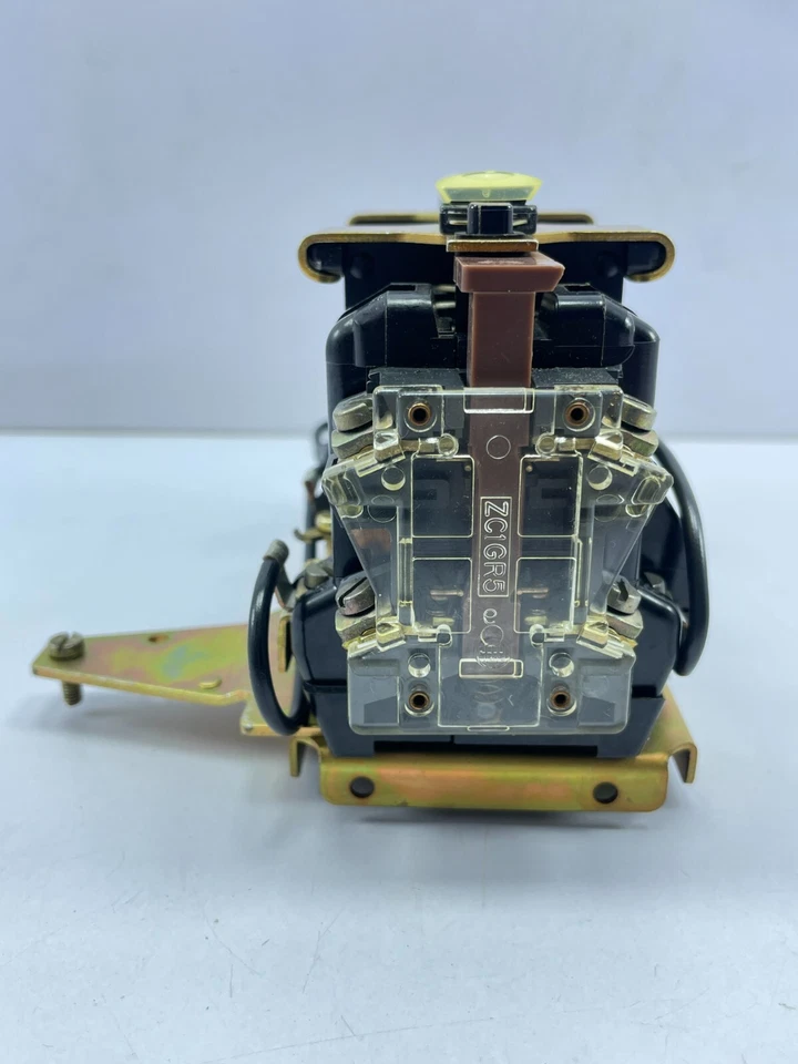 Contacteur Auxiliaire Telemecanique CN1-CB 291567/K ZC1GR5 ND2-CB 1054 220 50Hz - Photo 4/4