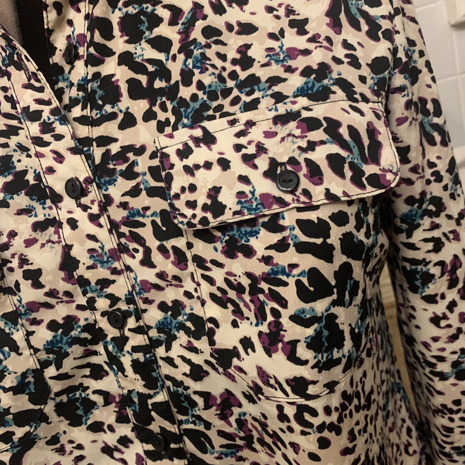 Notations. Size Large.  Button Front Poly/Spandex… - image 3