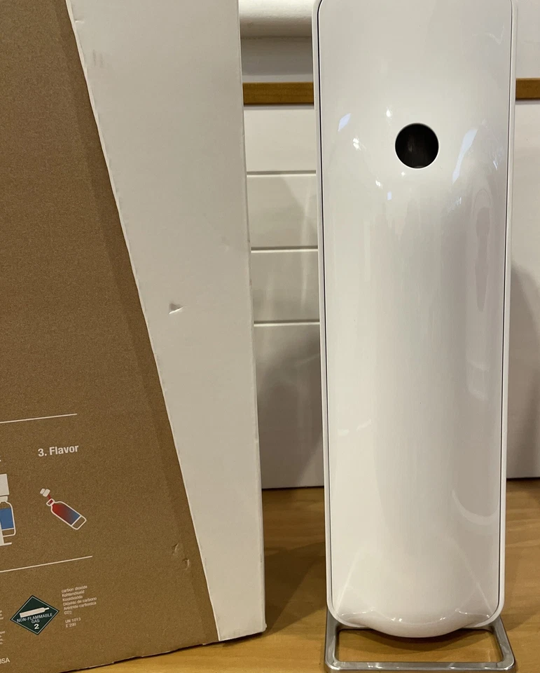 Sodastream Source SOU-001 Soda Sparkling Water Maker - w/Co2 Bottle - Image 4 of 4