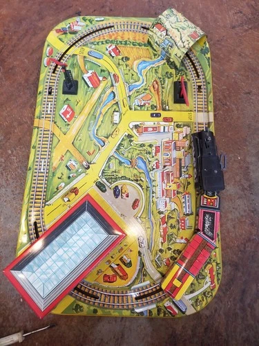 VTG Marx 40's/50's Mechanical Express Wind Up Train Set Track Tin  Litho Works