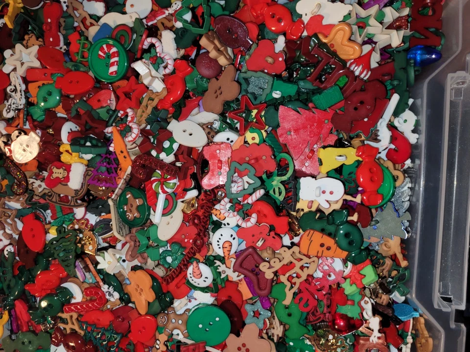 Jesse James Flatbacks/Botones - Nuevo - Juego de 30 Piezas - Tema de Navidad Foto 3 de 4