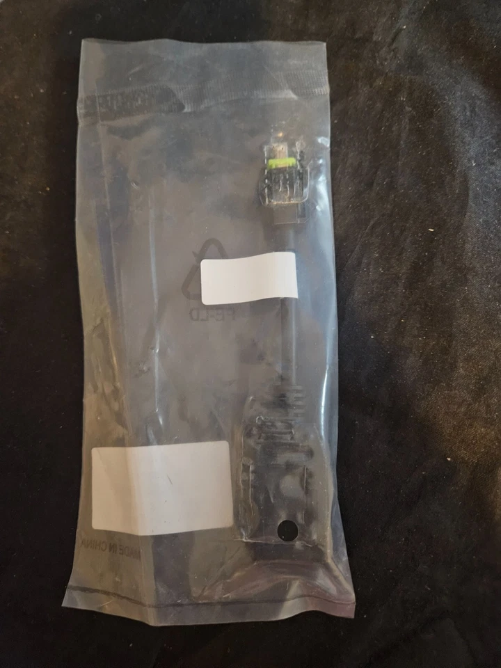 PNY 91008582V3 Mini DisplayPort (M) to DisplayPort (F) Video Adapter- (16858) - Image 3 of 3