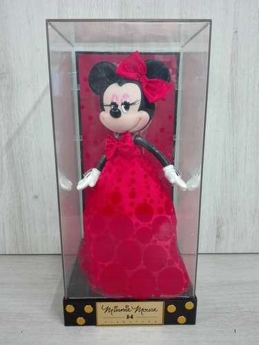 minnie mouse signature doll 2020