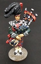 W. Britain Museum Collection Black Watch Highlander Piper Lead Toy Soldier