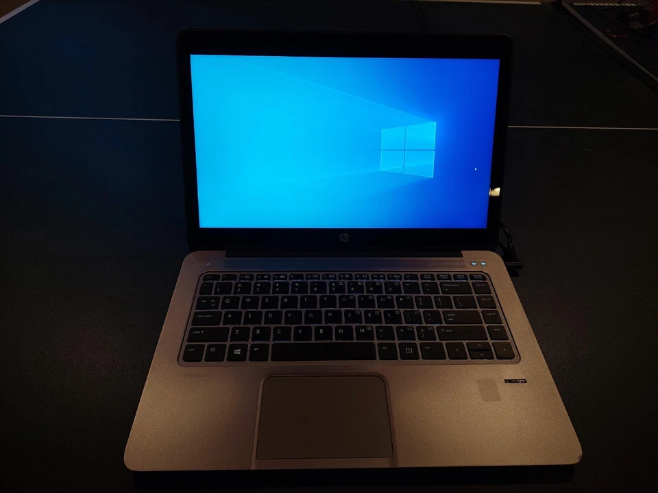 HP Elitebook Folio 1040 INTEL CORE I7 8GB RAM 256GB SSD Foto 3 de 4