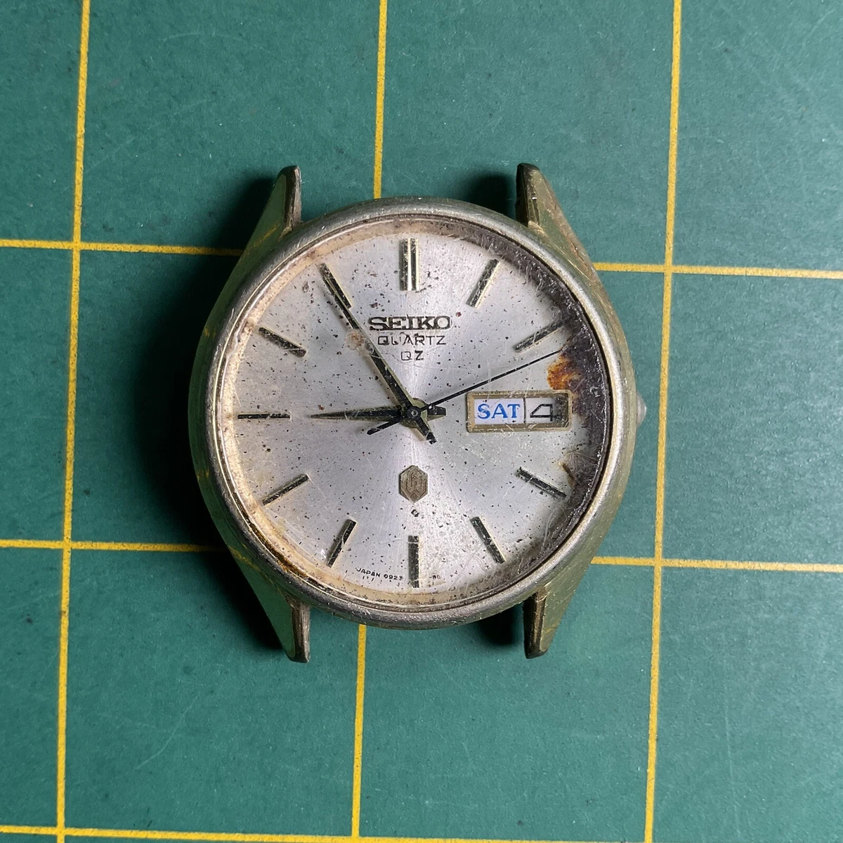 Seiko outlet quartz qz