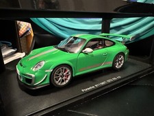 [Rare] 1:18 AutoArt performance Porsche 911 (997) GT3 RS 4.0 Green