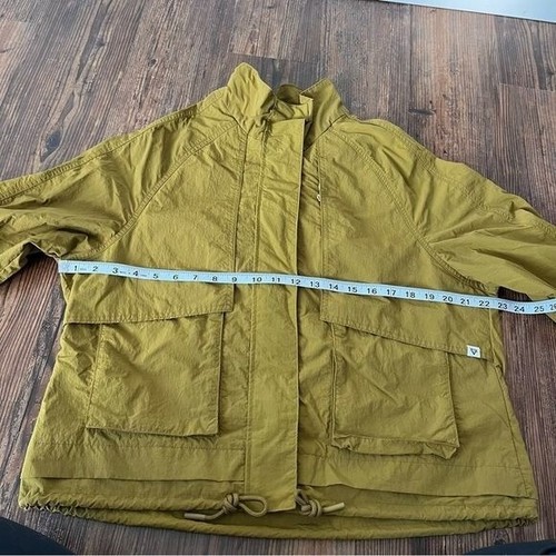 LIV Outdoor Green Waterproof Jacket Size Large - Bild 5 von 13