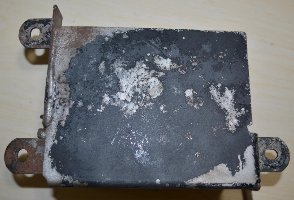 Portabaterías Sportster XLH XLCH 1961-1971 66208-70 usado Foto 2 de 4