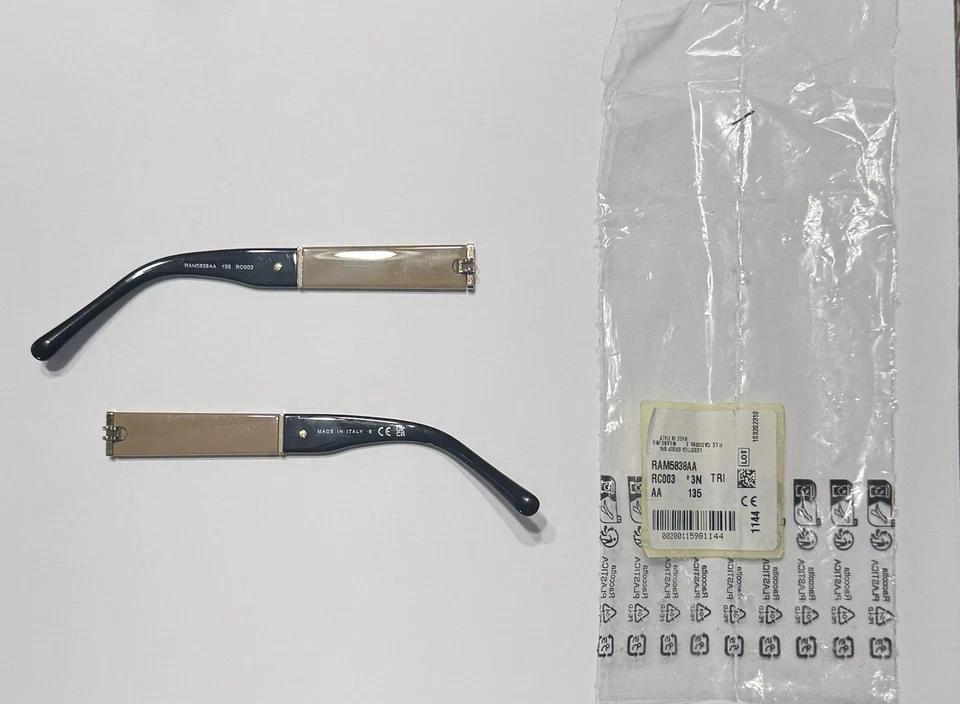 Сменные шаблоны Burberry BE4160 — подлинные рычаги Luxottica | лучшая цена - Изображение 4 из 4