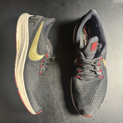 Nike Air Zoom Pegasus 35 black/ gold Sz 10.5