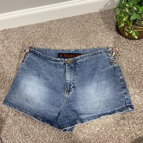 Vintage Mudd 90s Y2K Women's Shorts 