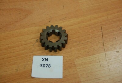 S FIVE Yamaha YZ125T 1988 2HG-17121-00-00 GEAR,2ND PINION Genuine NEU NOS