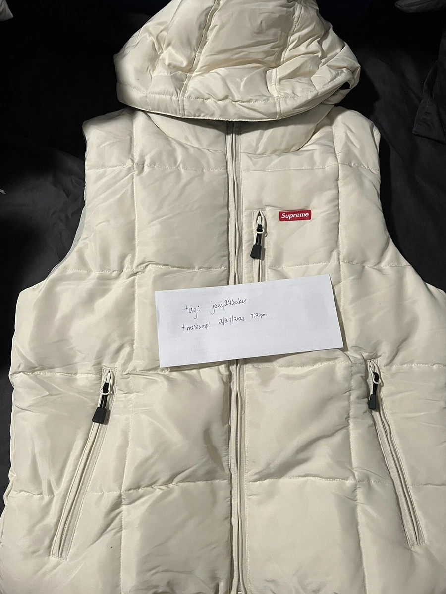 Supreme Iridescent Puffy Vest FW14 White Size Medium New Zip Up +