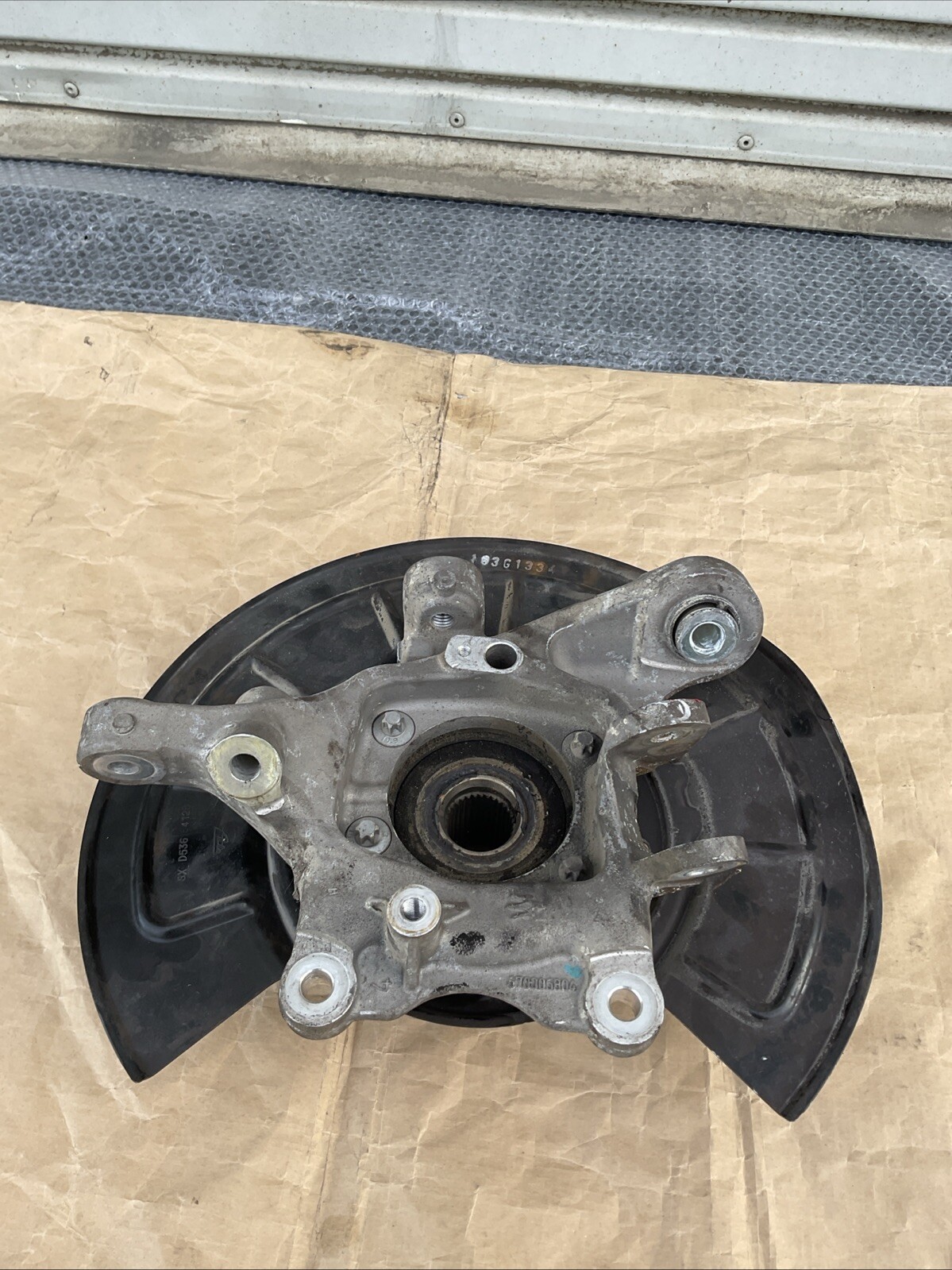 14-19 Maserati Ghibli RWD Rear Left Spindle Knuckle & Wheel Hub Bearing OEM