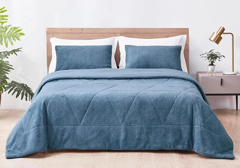 Juego de edredón reversible Sherpa de microfibra lavada suave de 3 piezas Foto 2 de 4