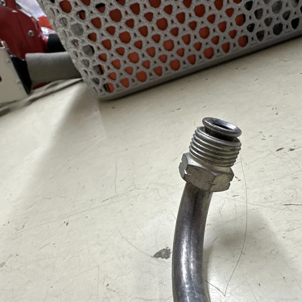 Manguera de retorno de dirección asistida GM 7813623 1972 Buick Skylark nuevo de stock Foto 3 de 4