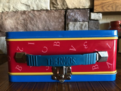 Vintage 1998 Walt Disney's Pinocchio Thermos Lunchbox - Picture 8 of 11