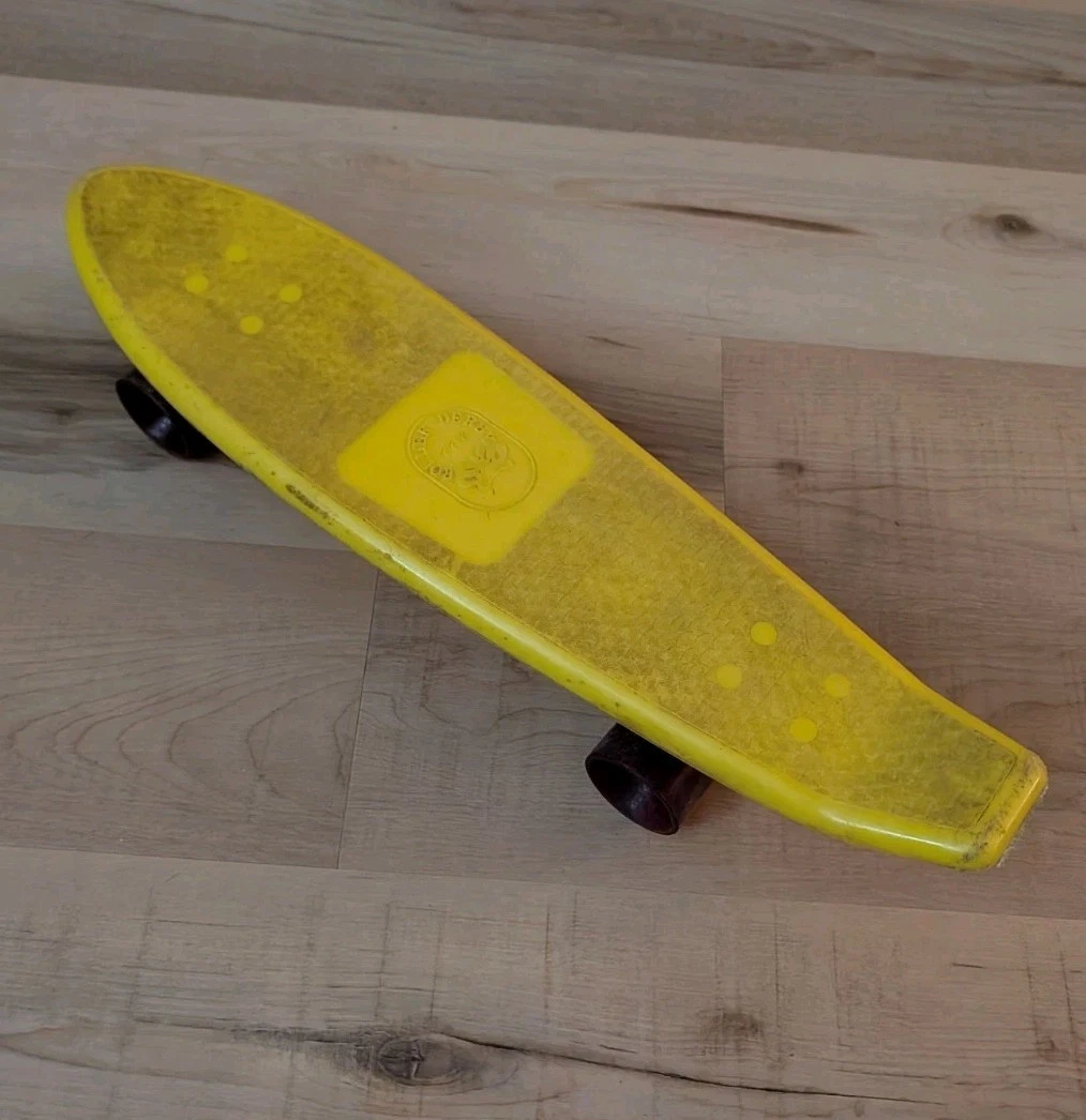 25+ Roller Derby Vintage Skateboarding & Longboarding Equipment