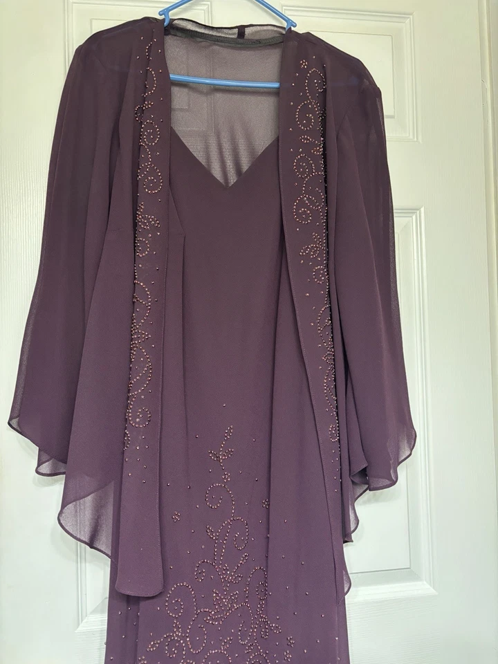 Vestido de madre de la novia talla 16W Foto 4 de 4