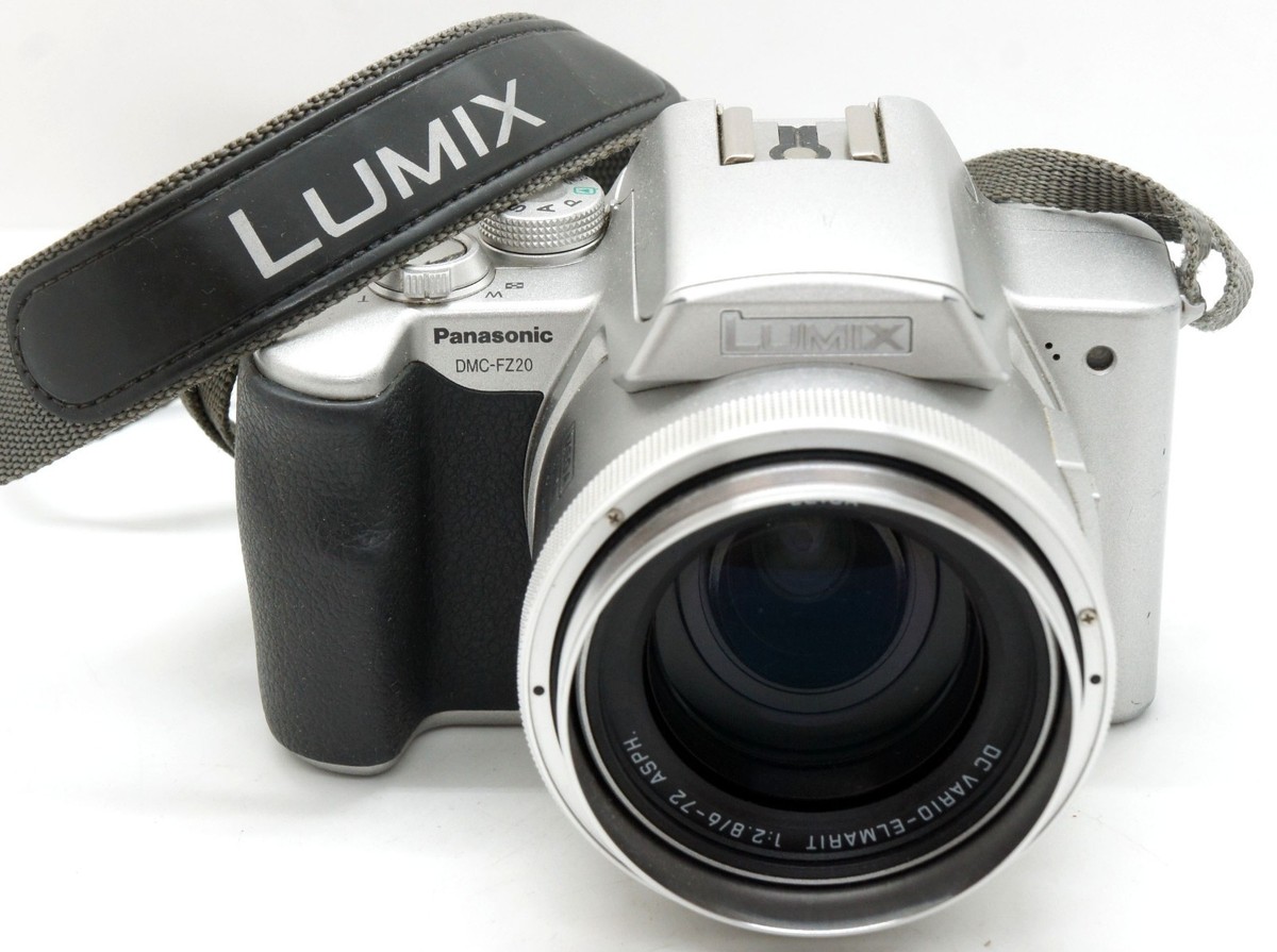 Panasonic LUMIX DMC-FZ20 5.0MP Digital Camera Silver Tested