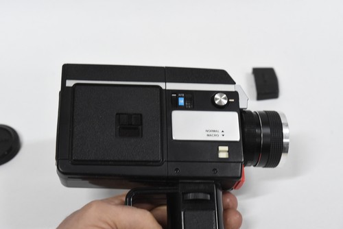 Minolta XL-400 Super-8 Movie Film Camera with Manual & Case - Picture 9 of 15