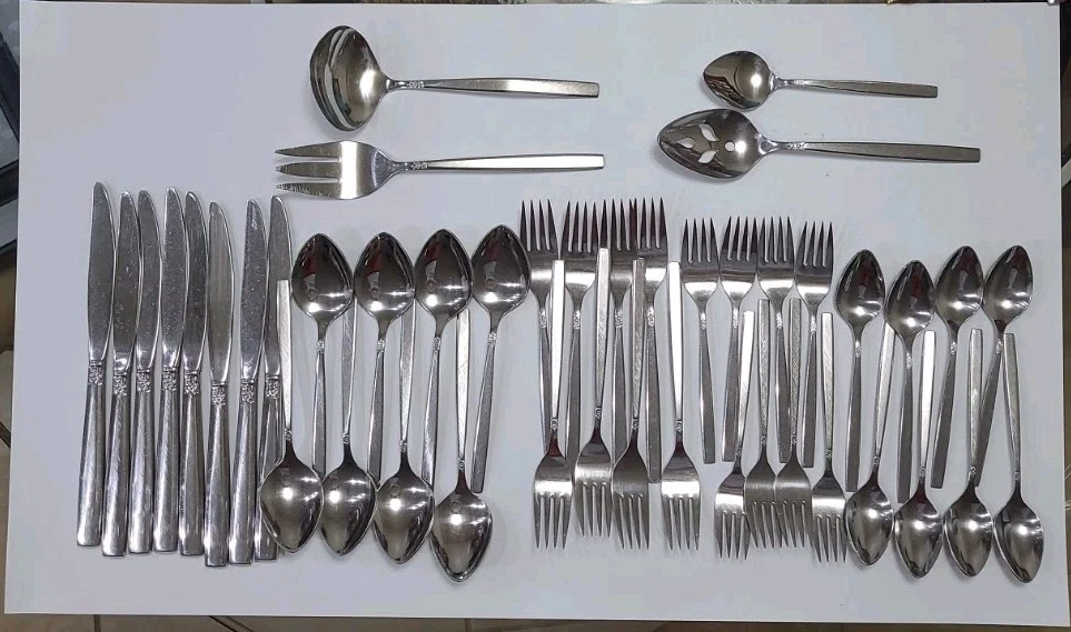 44 Piece Oneida MELISSA Stainless 1881 Rogers Silverware Flatware Set