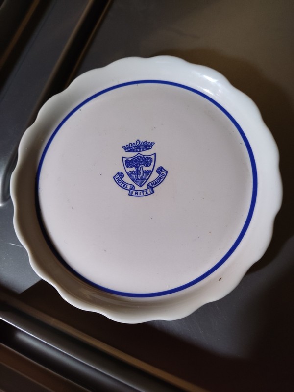 Hotel Ritz Madrid 4 1/2" Dish MINT