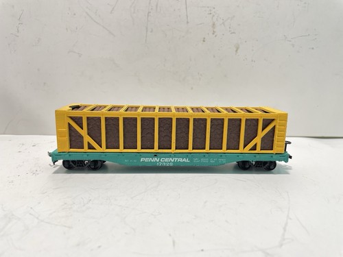 B10 HO scale Model Train Bachmann 51' Pulpwood Flat Car Penn Central 17326 - Picture 4 of 10